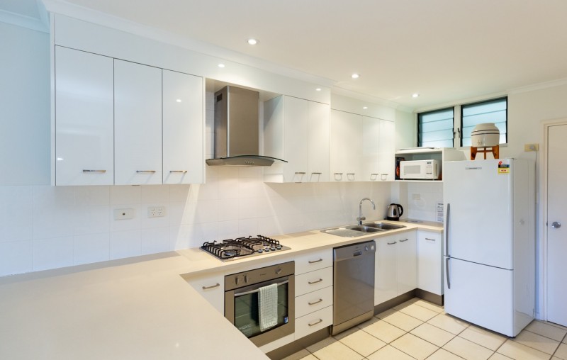 Poinciana 205 HR 0011