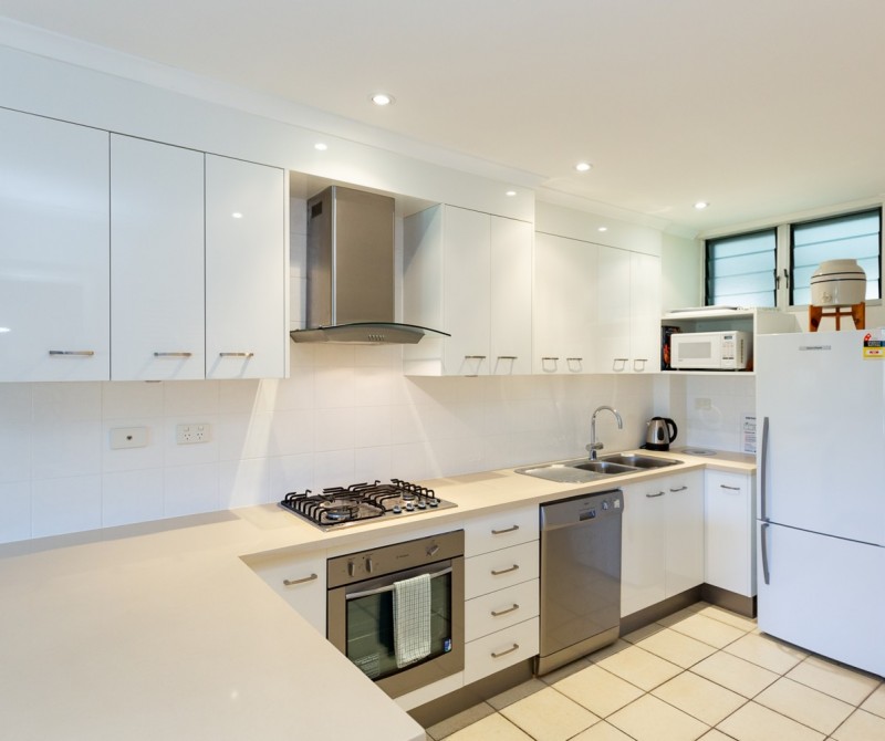 Poinciana 205 HR 0011