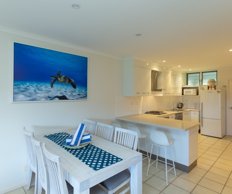 Poinciana 205 HR 0017