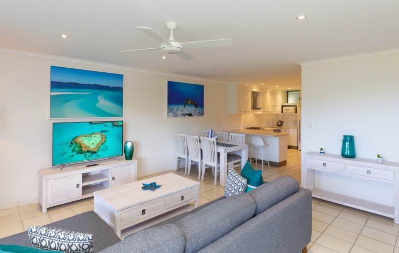 Poinciana 205 HR 0022