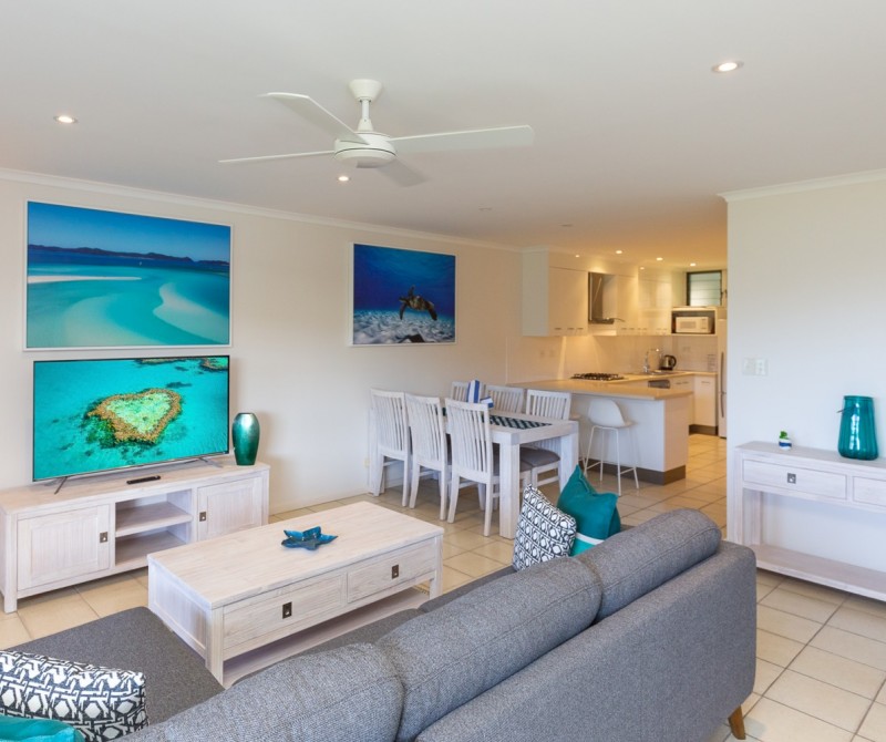 Poinciana 205 HR 0022