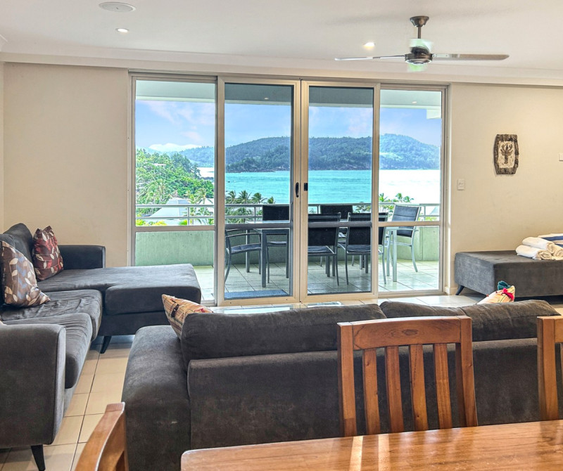 Poinciana 212 Couch 3